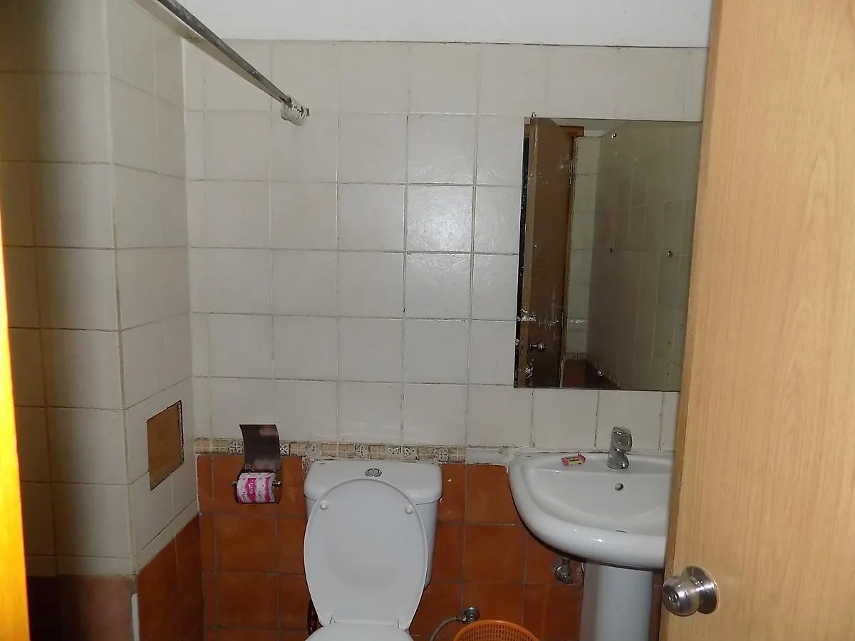 Aponye Hotel Kampala